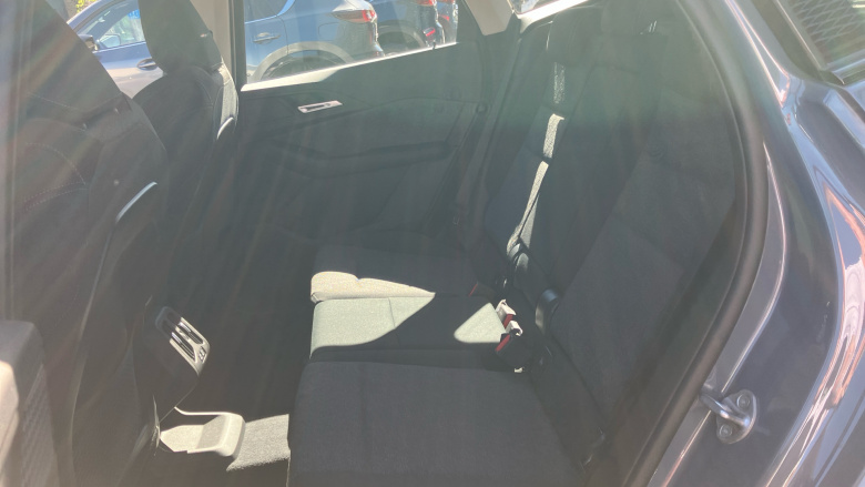 BMW 2 Series 223i MHT Sport 5dr DCT Petrol Hatchback